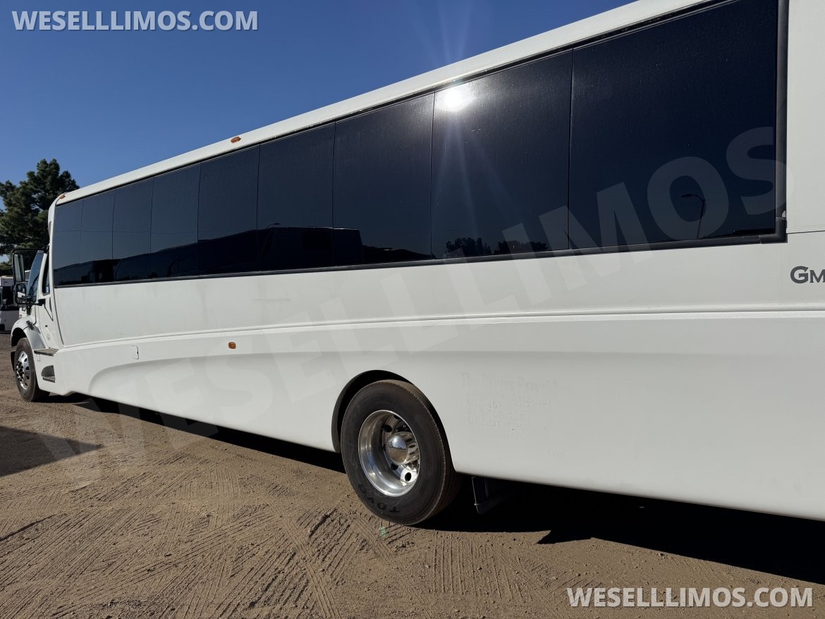 Executive Shuttle for Sale in Laguna Niguel, CA - Photo 3