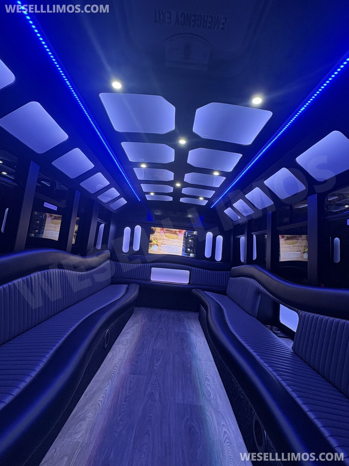 Limo Bus for Sale in FRASER, MI - Photo 7