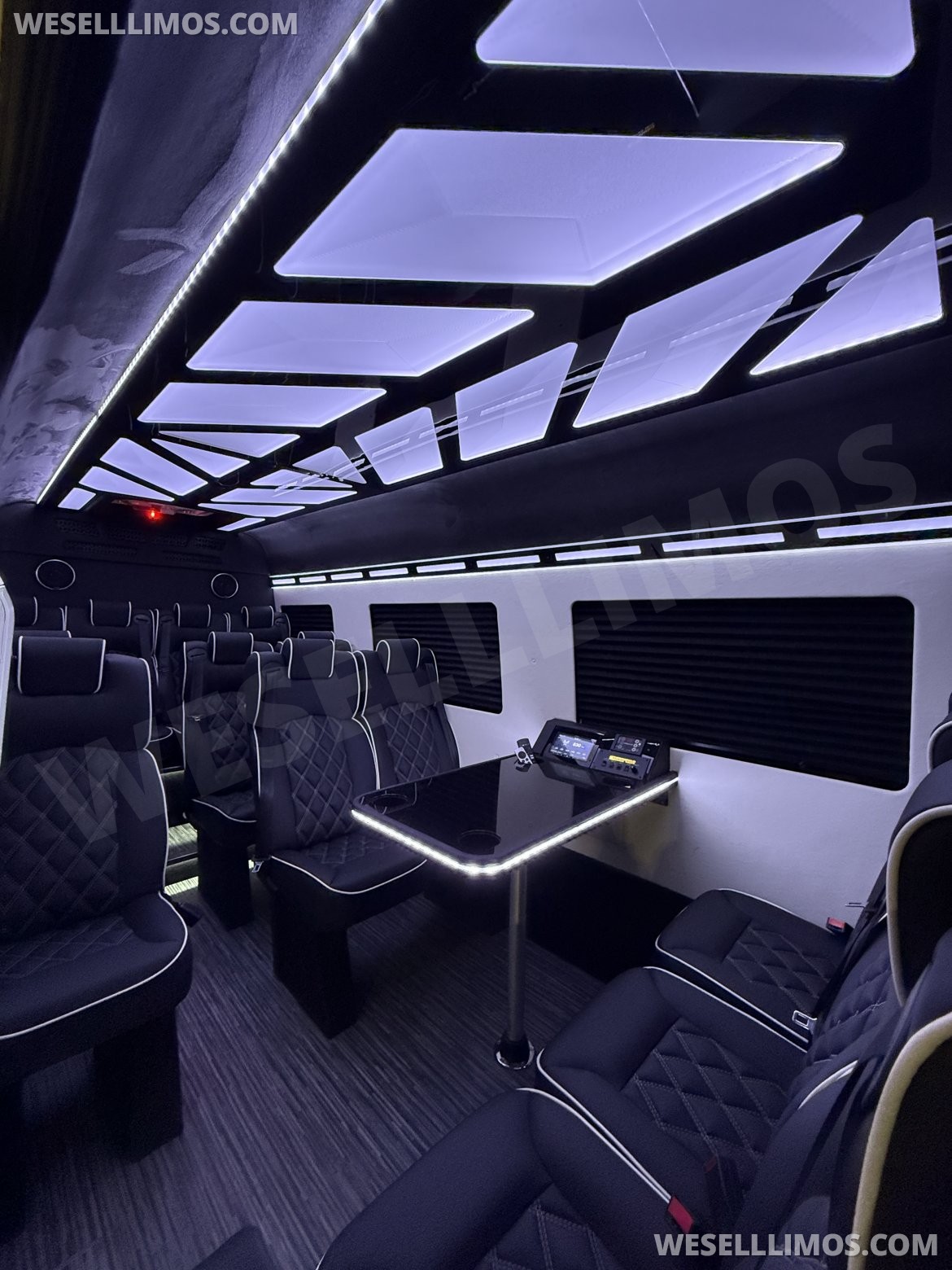 Executive Shuttle for Sale in Springfield, MO - Main Photo