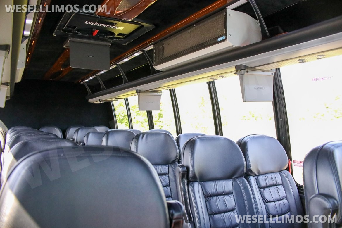 Shuttle Bus for Sale in NEWTOWN, PA - Photo 5