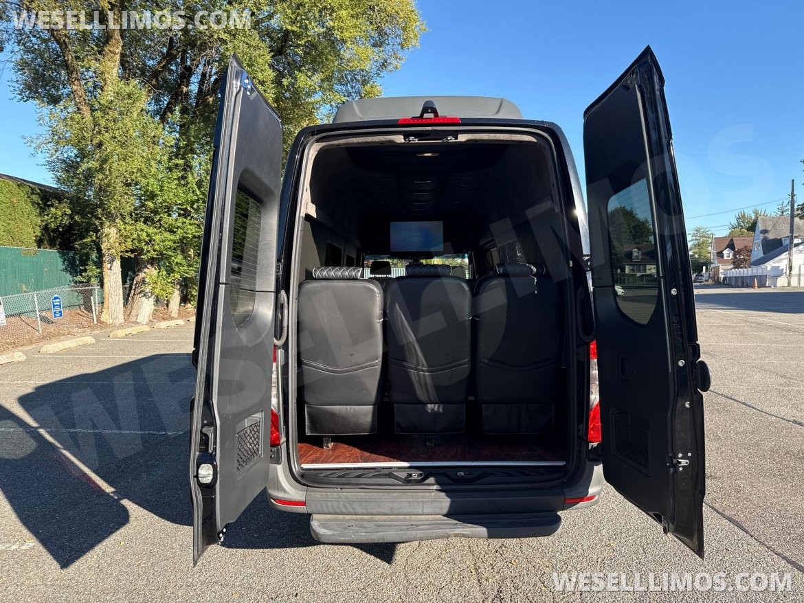 Sprinter for Sale in Baldwin, NY - Photo 30