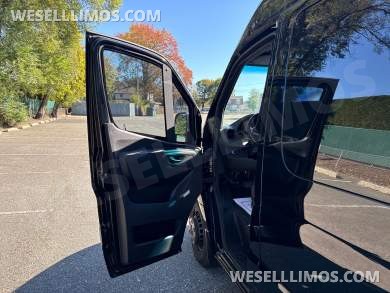 2021 B6 Armored Sprinter - Sprinter for Sale in Baldwin, NY - Photo 14