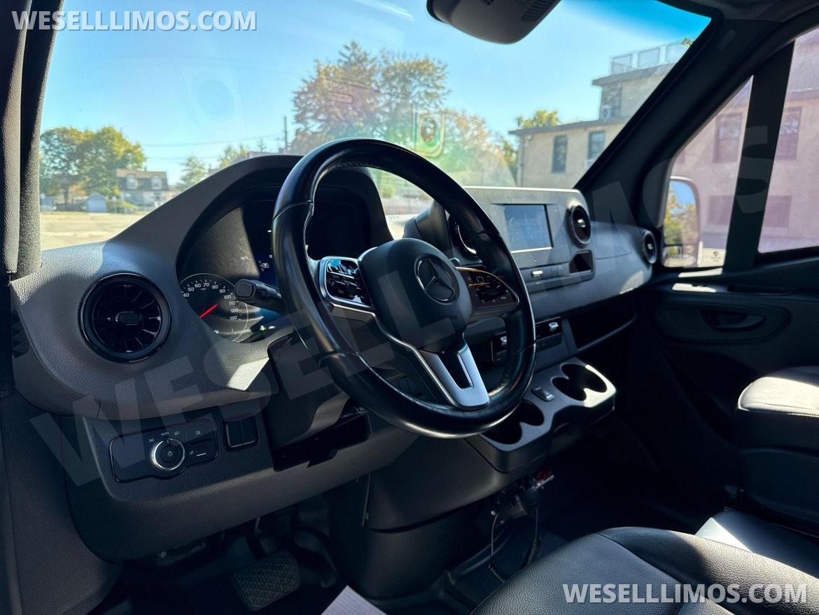 Sprinter for Sale in Baldwin, NY - Photo 17