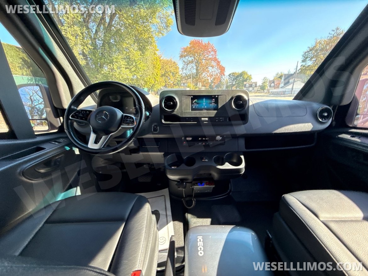 Sprinter for Sale in Baldwin, NY - Photo 23