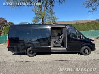 2021 B6 Armored Sprinter - Sprinter for Sale in Baldwin, NY - Photo 24