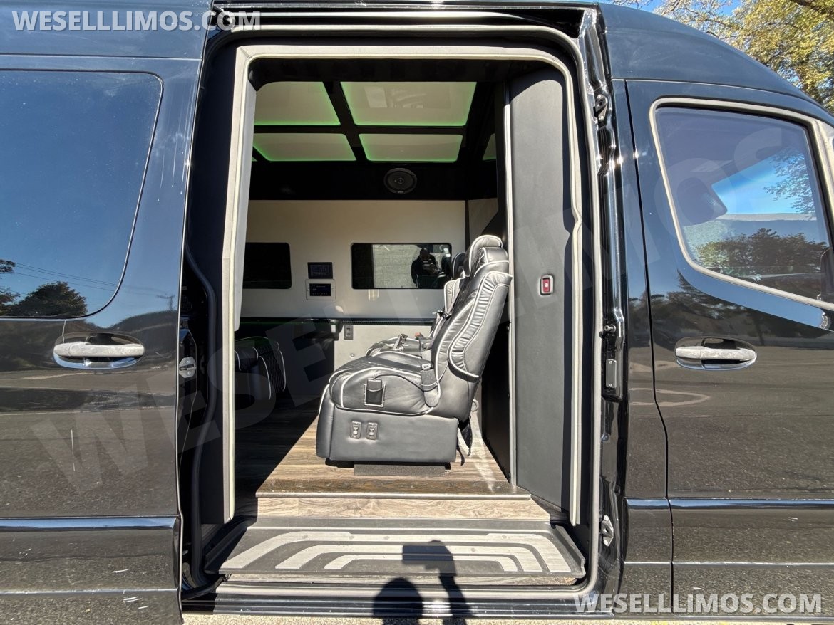 Sprinter for Sale in Baldwin, NY - Photo 25