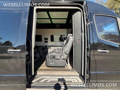 2021 B6 Armored Sprinter - Sprinter for Sale in Baldwin, NY - Photo 25