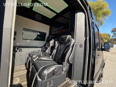 2021 B6 Armored Sprinter - Sprinter for Sale in Baldwin, NY - Photo 26