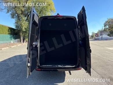 2021 B6 Armored Sprinter - Sprinter for Sale in Baldwin, NY - Photo 38