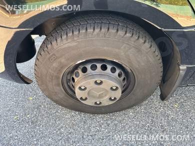 2021 B6 Armored Sprinter - Sprinter for Sale in Baldwin, NY - Photo 41