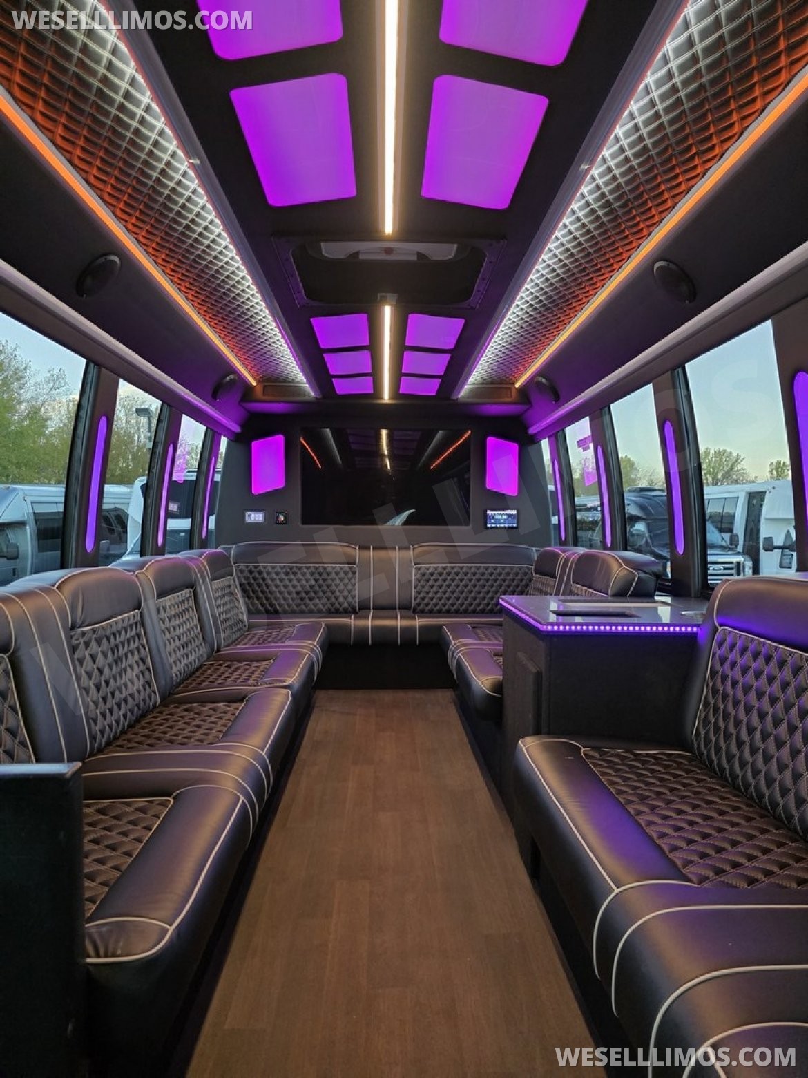 Limo Bus for Sale in Erie, PA - Main Photo