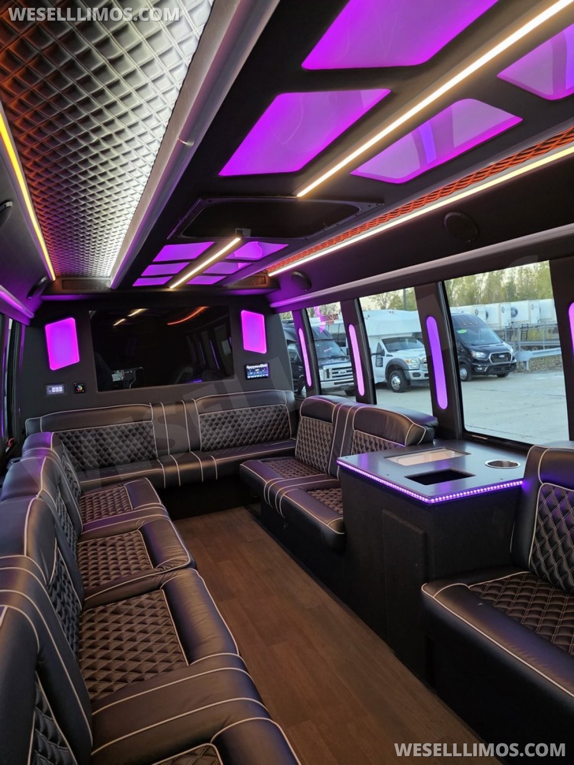 Limo Bus for Sale in Erie, PA - Photo 4