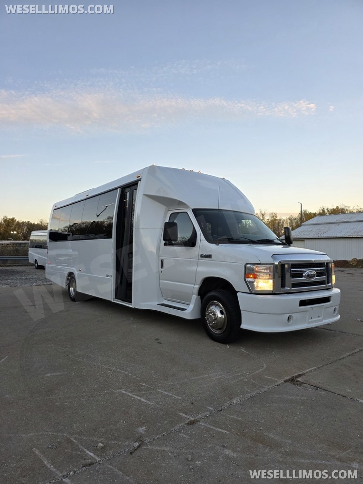 Limo Bus for Sale in Erie, PA - Photo 17