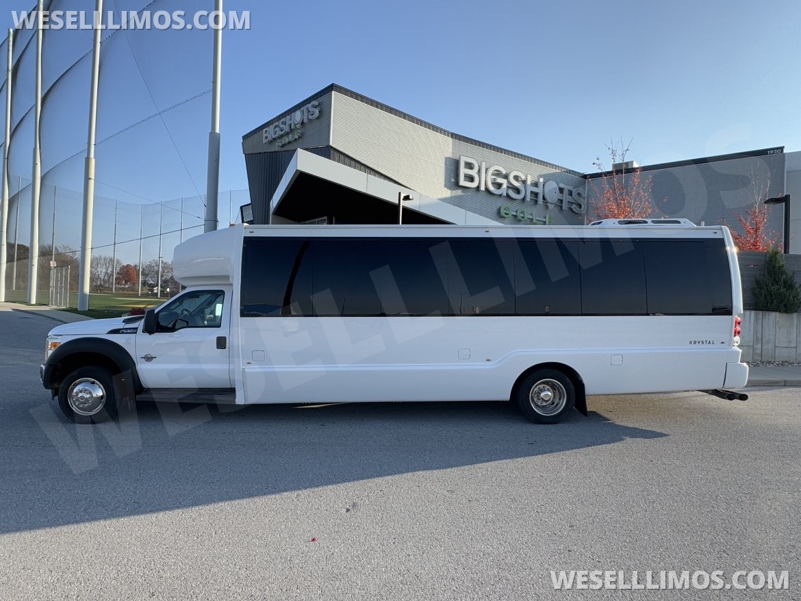 Limo Bus for Sale in Springfield, MO - Photo 15