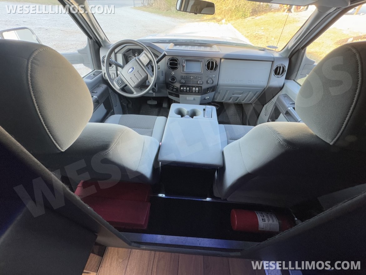 Limo Bus for Sale in Springfield, MO - Photo 20