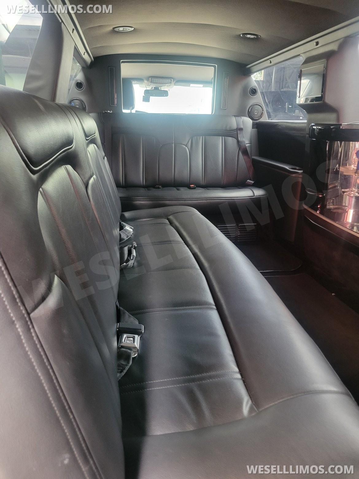 Limousine for Sale in Orlando, FL - Photo 5