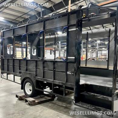 LGE Coachworks High Level Limo Bus - New LED lighting package - Limo Bus for Sale in North East, PA - Photo 31
