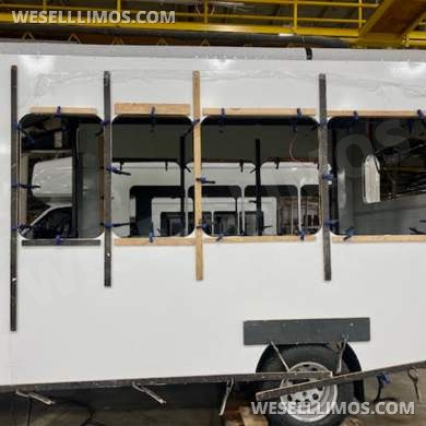 LGE Coachworks High Level Limo Bus - New LED lighting package - Limo Bus for Sale in North East, PA - Photo 32