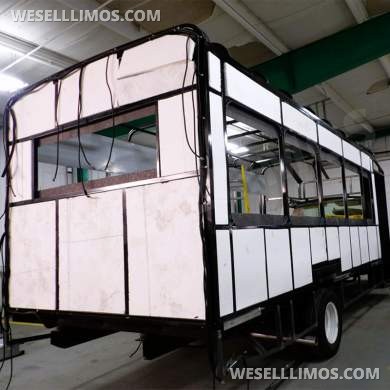 LGE Coachworks High Level Limo Bus - New LED lighting package - Limo Bus for Sale in North East, PA - Photo 33