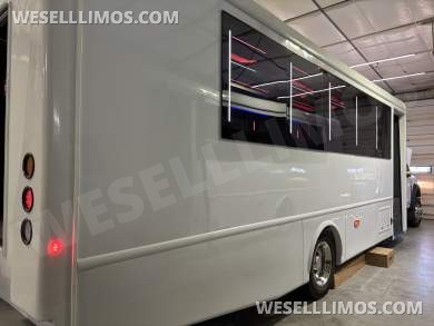 LGE Coachworks High Level Limo Bus - New LED lighting package - Limo Bus for Sale in North East, PA - Photo 29