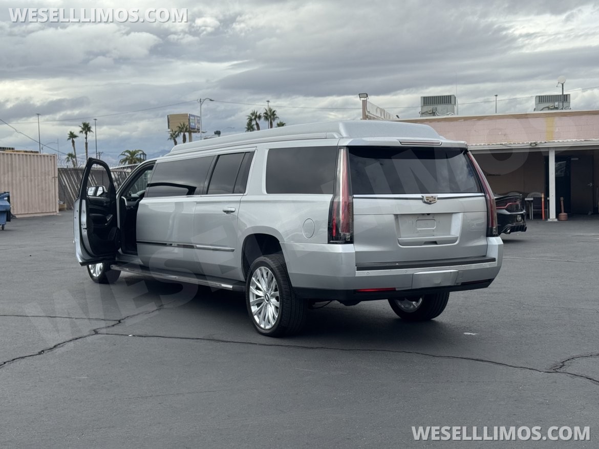 Limousine for Sale in Las Vegas, NV - Photo 4