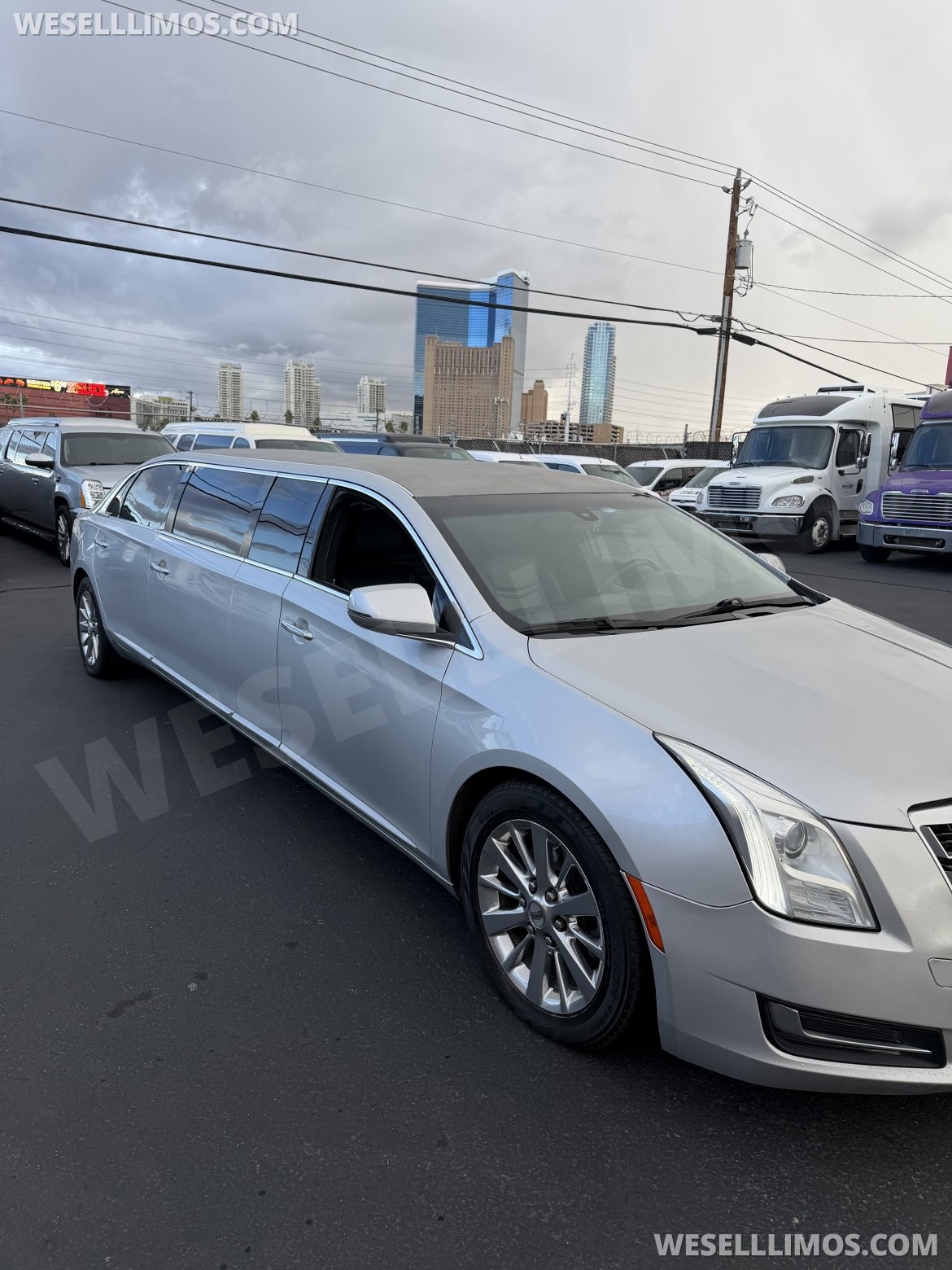 Limousine for Sale in Las Vegas, NV - Photo 11