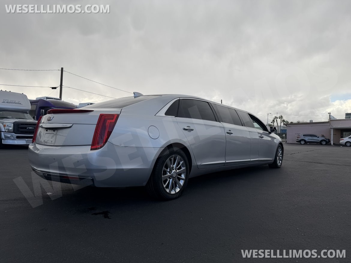 Limousine for Sale in Las Vegas, NV - Photo 12