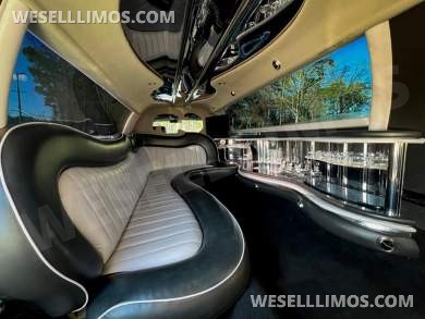 1999 Lincoln Town Car Limousine for Sale in norcross, GA