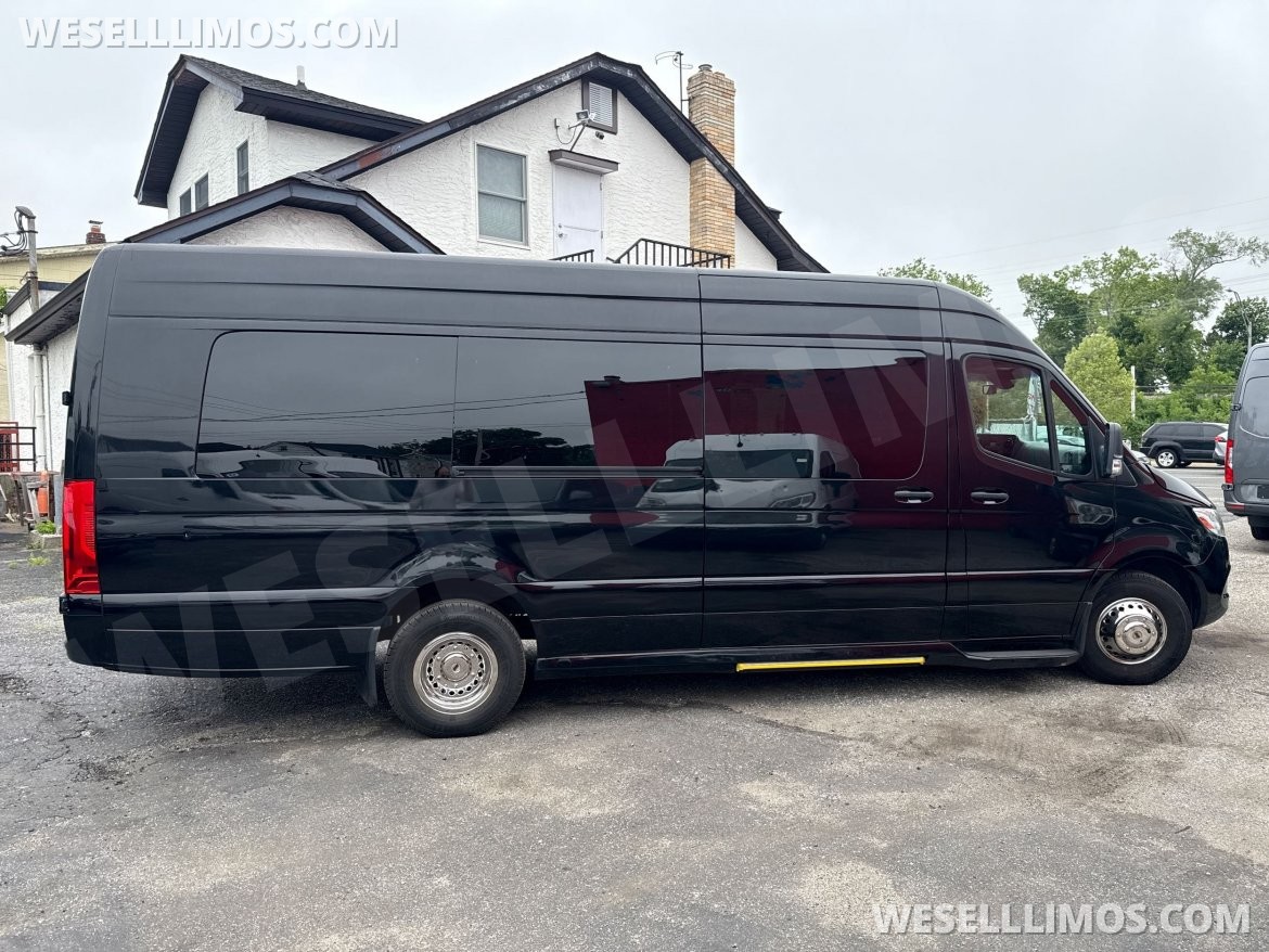 Sprinter for Sale in Baldwin, NY - Photo 9