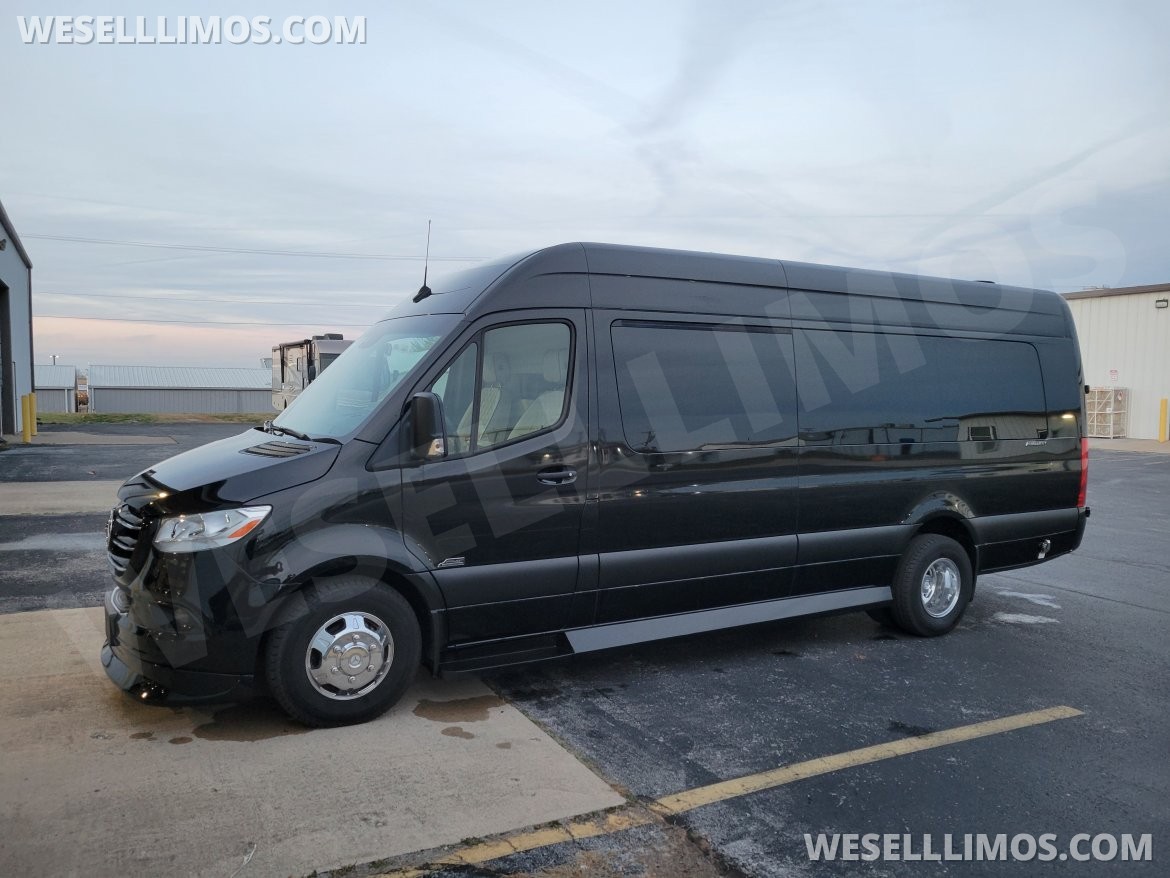 Sprinter for Sale in Ozark, MO - Photo 9