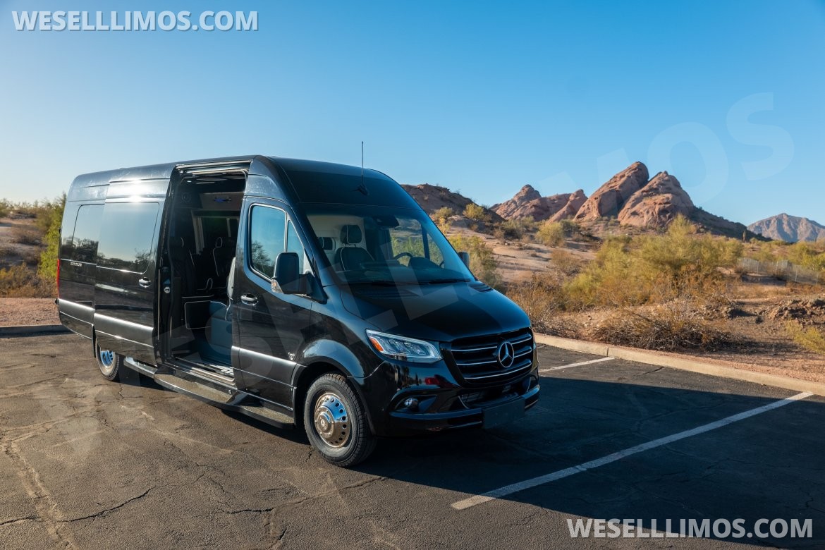 Limousine for Sale in Phoenix, AZ - Main Photo