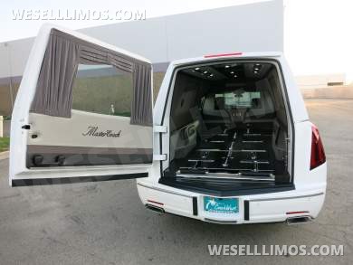 2025 Platinum Funeral Coach Cadillac XT5 Master Coach - Funeral for Sale in CARSON, CA - Photo 9
