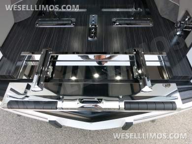 2025 Platinum Funeral Coach Cadillac XT5 Master Coach - Funeral for Sale in CARSON, CA - Photo 13