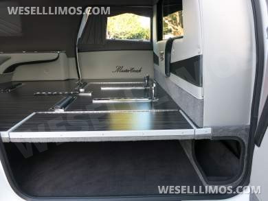 2025 Platinum Funeral Coach Cadillac XT5 Master Coach - Funeral for Sale in CARSON, CA - Photo 14