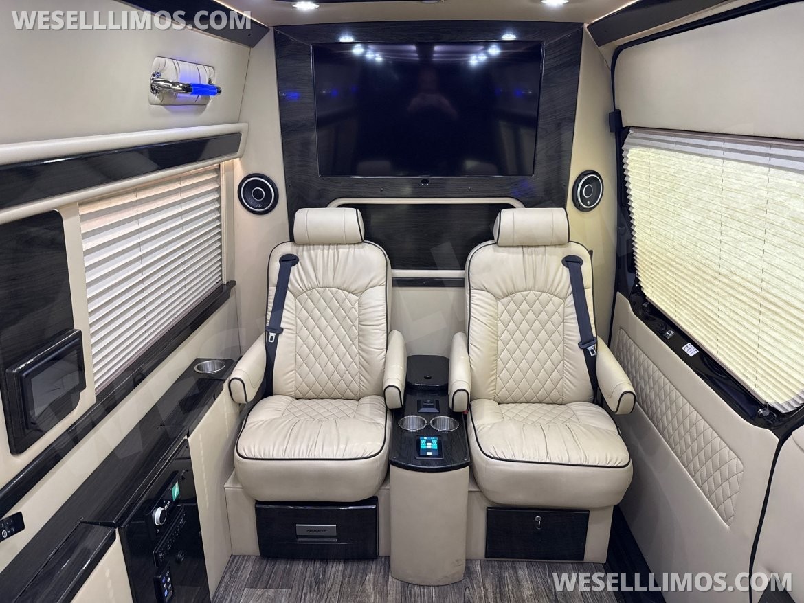 Sprinter for Sale in Baldwin, NY - Photo 28
