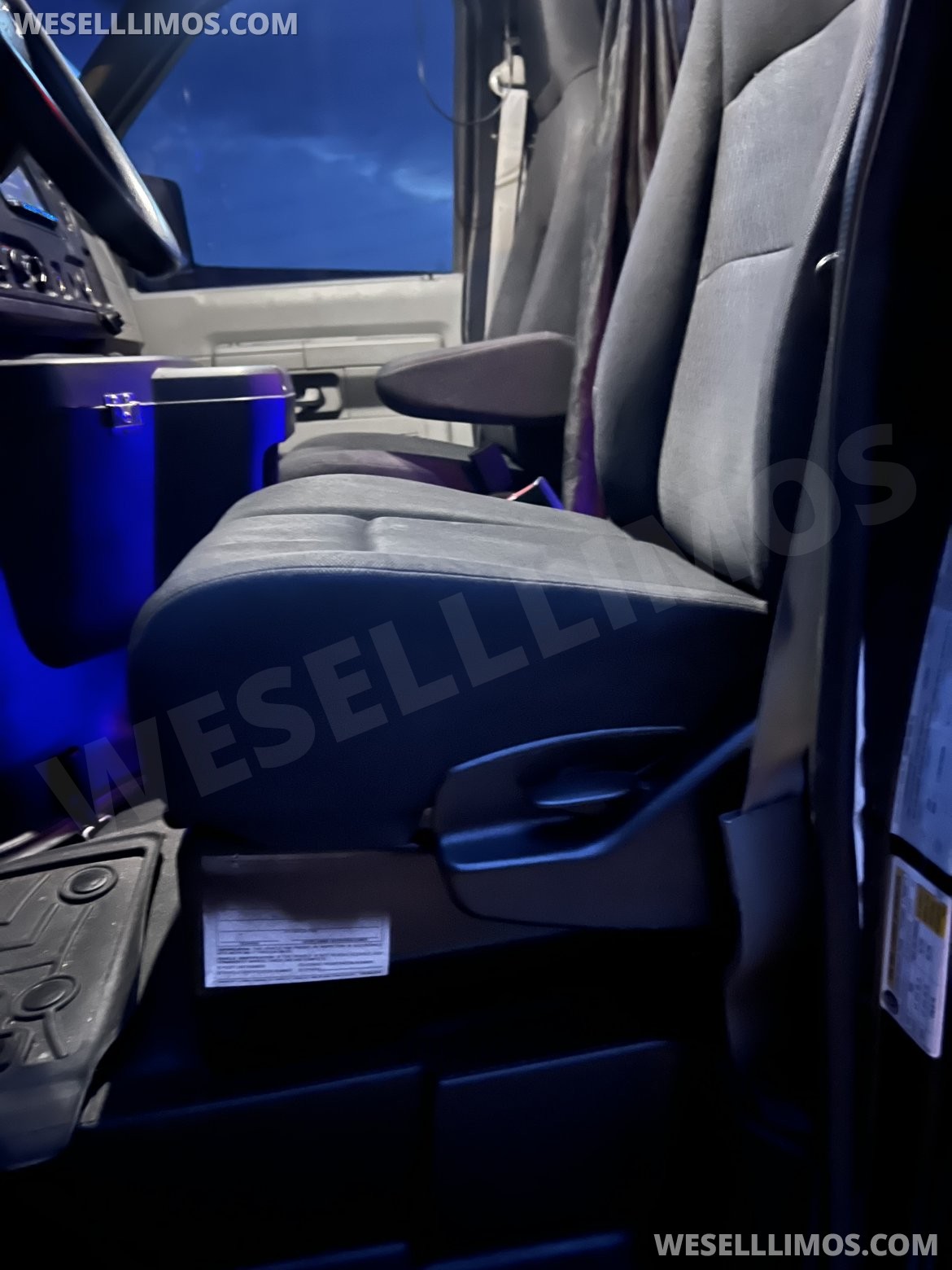 Limo Bus for Sale in Las Vegas, NV - Photo 14
