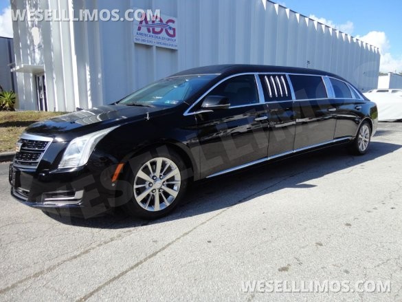 2016 Cadillac XTS Limousine for Sale in Delray Beach, FL - Main Photo
