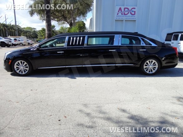 2016 Cadillac XTS Limousine for Sale in Delray Beach, FL - Photo 2