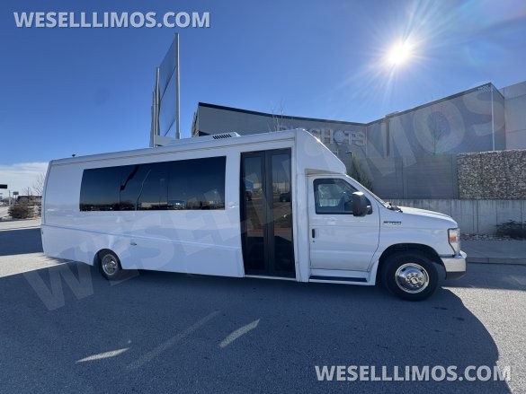 2017 Ford E-450 23 Passenger Shuttle Bus for Sale in Springfield, MO - Photo 2