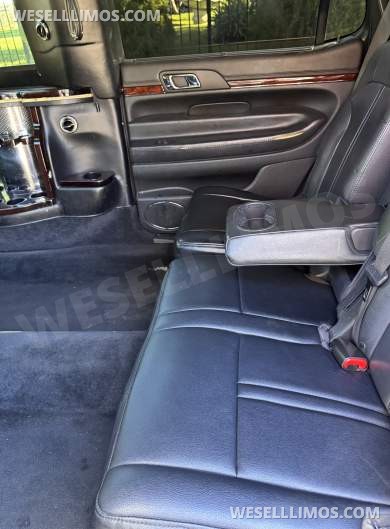 2016 Executive Lincoln MKT Limousine - Limousine for Sale in Los Angeles, CA - Photo 15