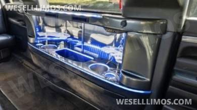 2016 Executive Lincoln MKT Limousine - Limousine for Sale in Los Angeles, CA - Photo 16