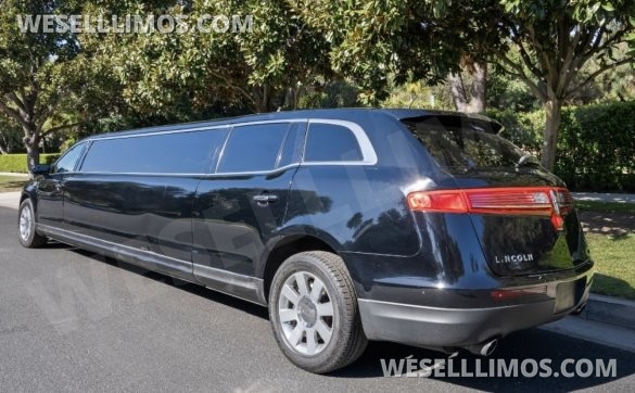2016 Lincoln MKT Limousine for Sale in Los Angeles, CA - Photo 2