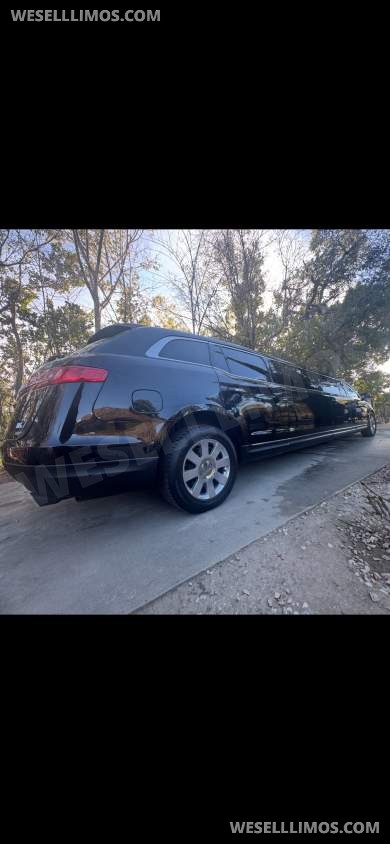 2016 Executive Lincoln MKT Limousine - Limousine for Sale in Los Angeles, CA - Photo 25