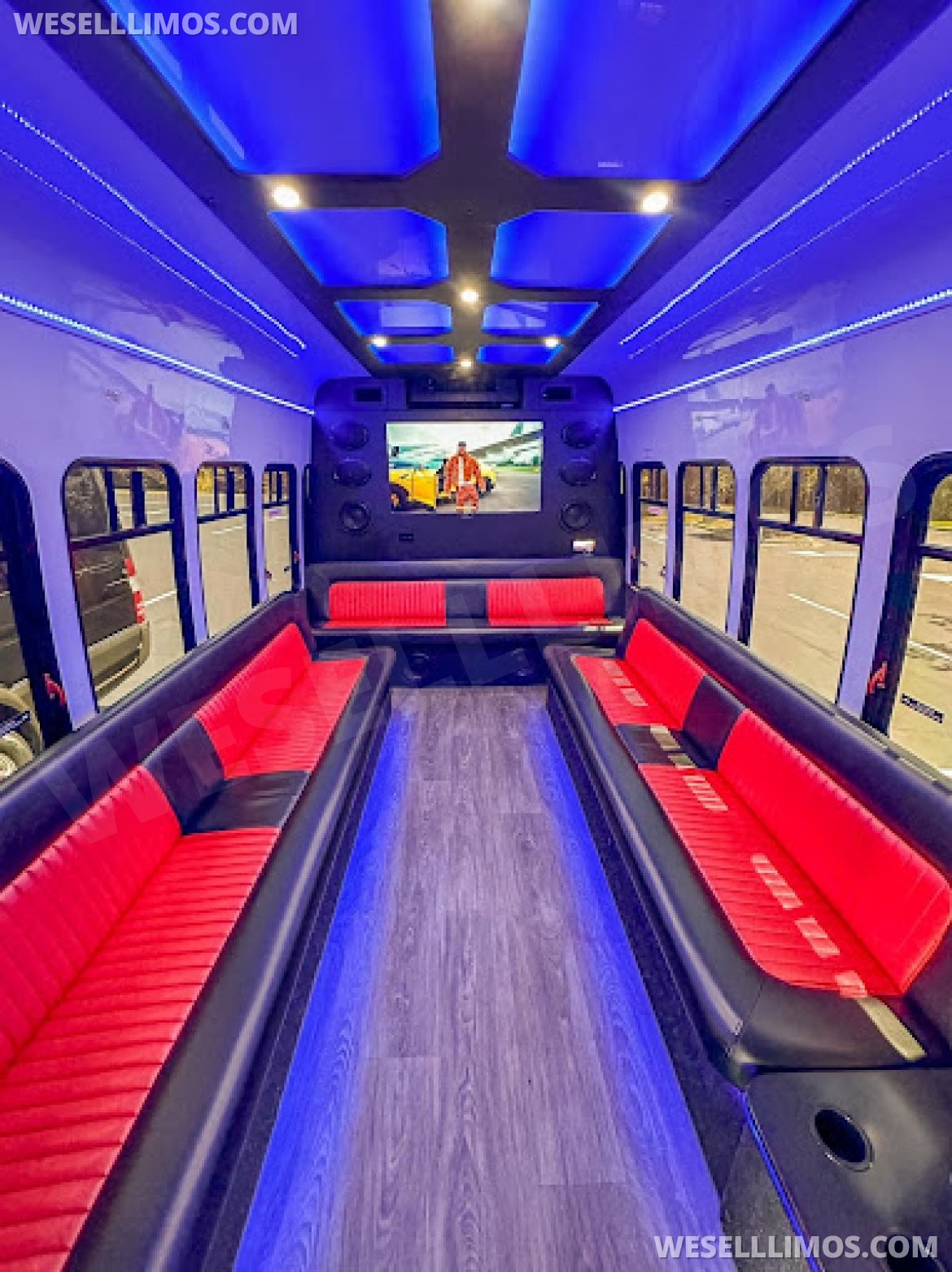 Limo Bus for Sale in troy, MI - Photo 3