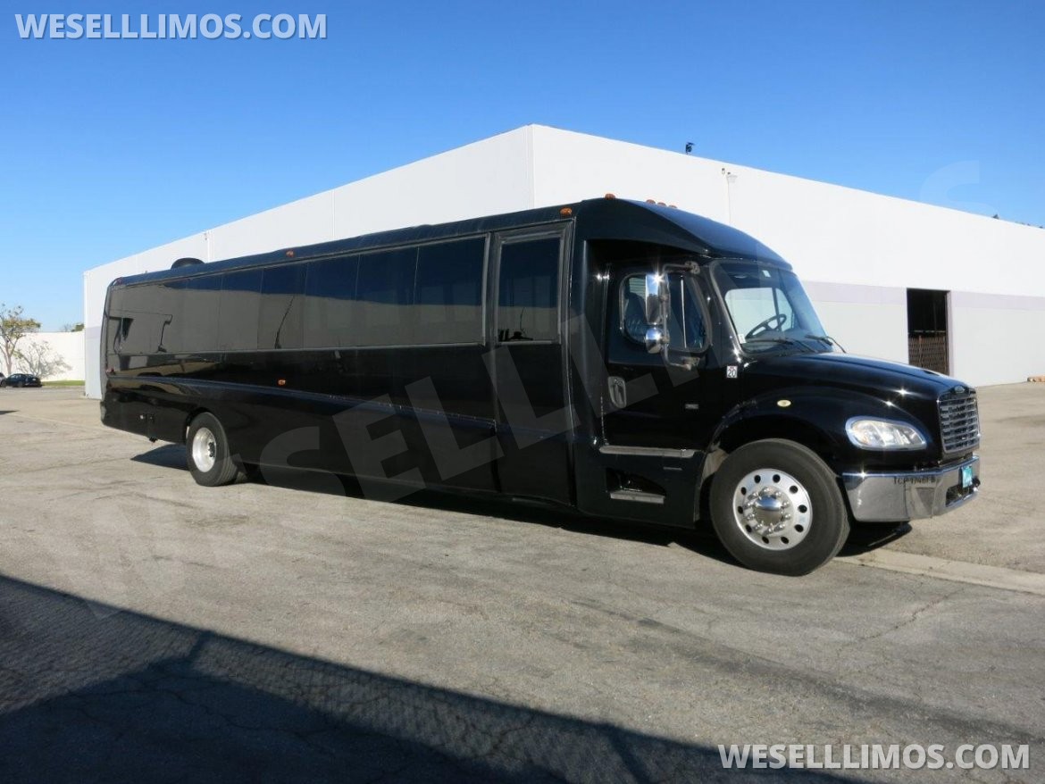 Limo Bus for Sale in CARSON, CA - Photo 6
