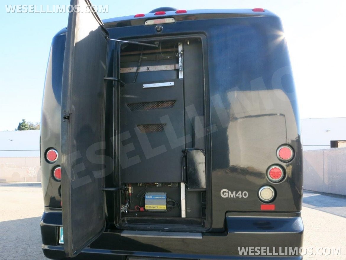 Limo Bus for Sale in CARSON, CA - Photo 8