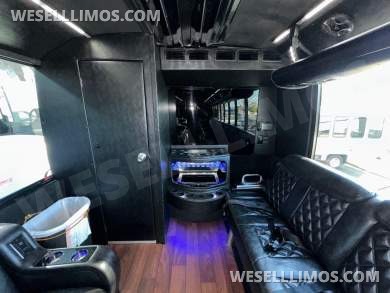 2014 Grech Motors Freightliner M2 GM40 Limousine Bus - Limo Bus for Sale in CARSON, CA - Photo 14