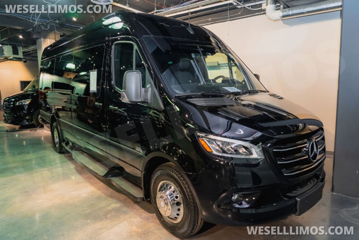 Sprinter for Sale in Fort Lauderdale, FL - Photo 2