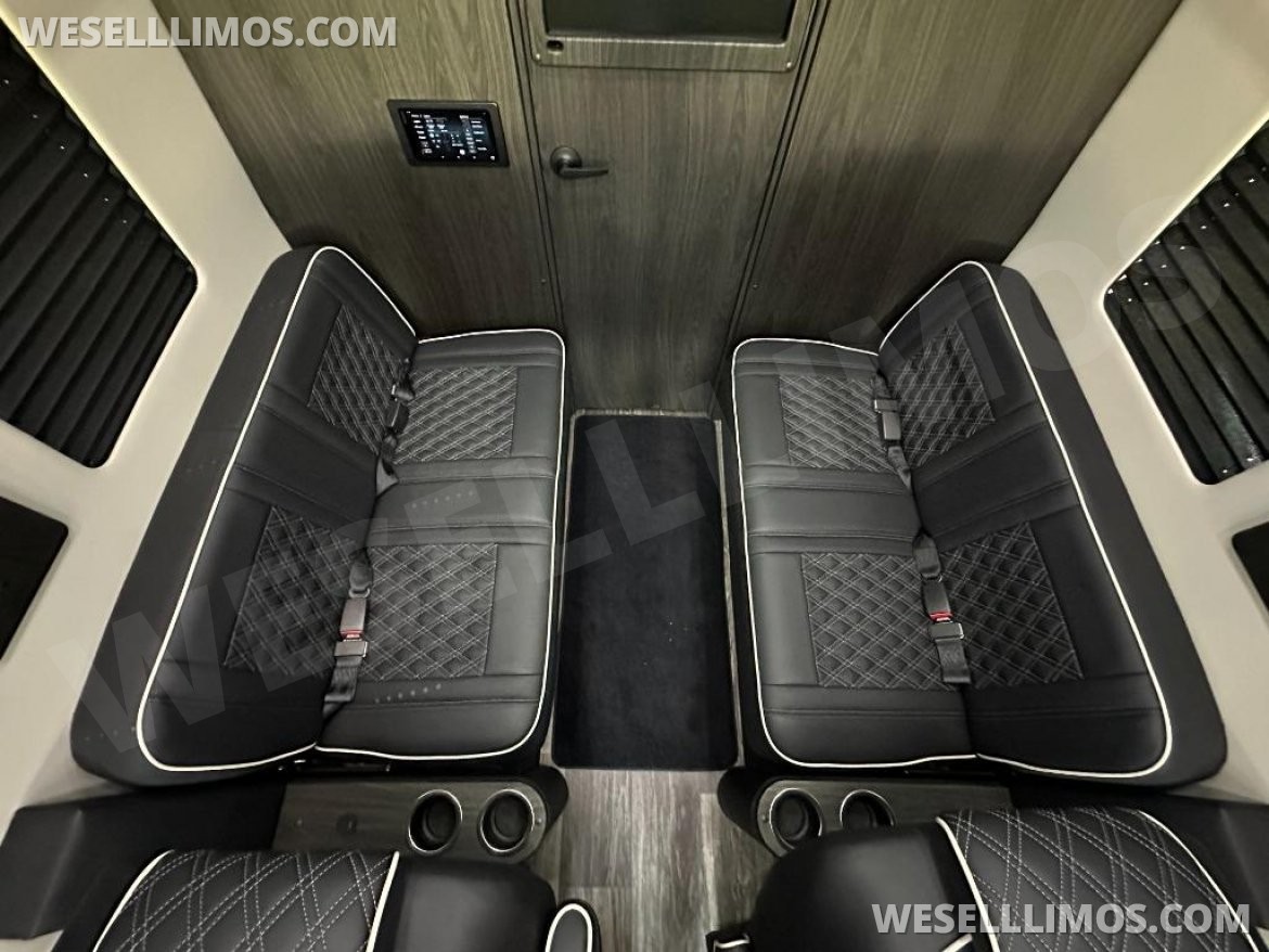 Motorcoach for Sale in Baton Rouge, LA - Photo 8