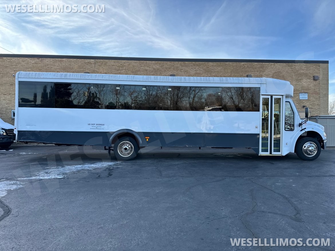 Executive Shuttle for Sale in addison, IL - Main Photo